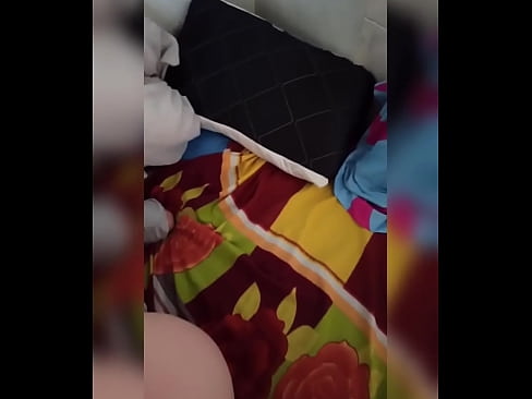 ❤️ Nag-iisa ang kasama ko sa bahay dahil nagbabakasyon ang kanyang asawa at sinasamantala ko ang pagkakataon na sipain siya at punuin ng gatas ang kanyang puwet. ️❌ dekalidad na sex sa amin ❤