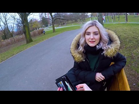 ❤️ Nilulon ang mainit na cum ng isang estranghero para sa pera - blowjob sa parke ni Eva Elfie ️❌ dekalidad na sex sa amin ❤